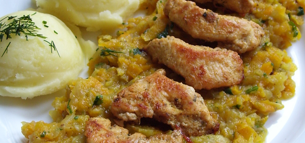 Kurczak z cukinią i marchewką (autor: mniam)
