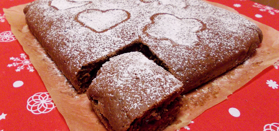 Aromatyczne ciasto kakaowe z konfiturą różaną (autor ...