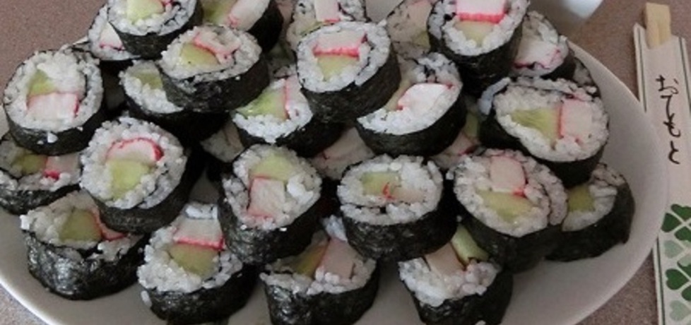 Sushi maki z ogórkiem i surimi (autor: w-poszukiwaniu