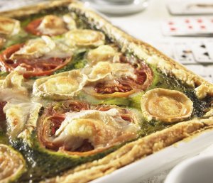 Francuska pizza do brydża  prosty przepis i składniki