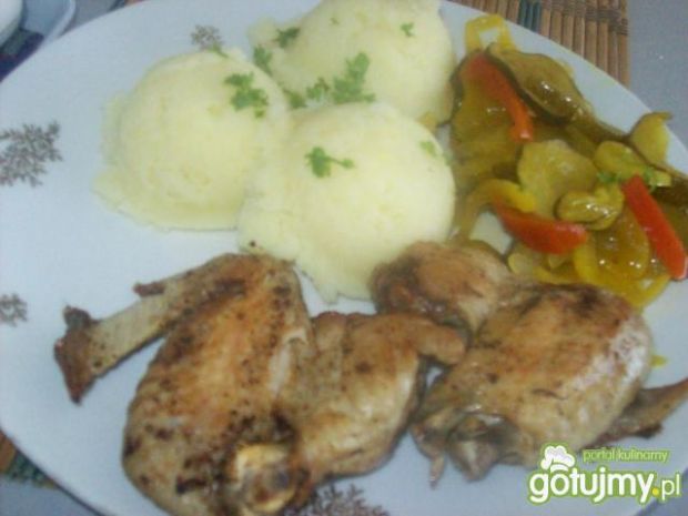 Smaczne przepisy na: grillowane skrzydełka z kurczaka. gotujmy.pl