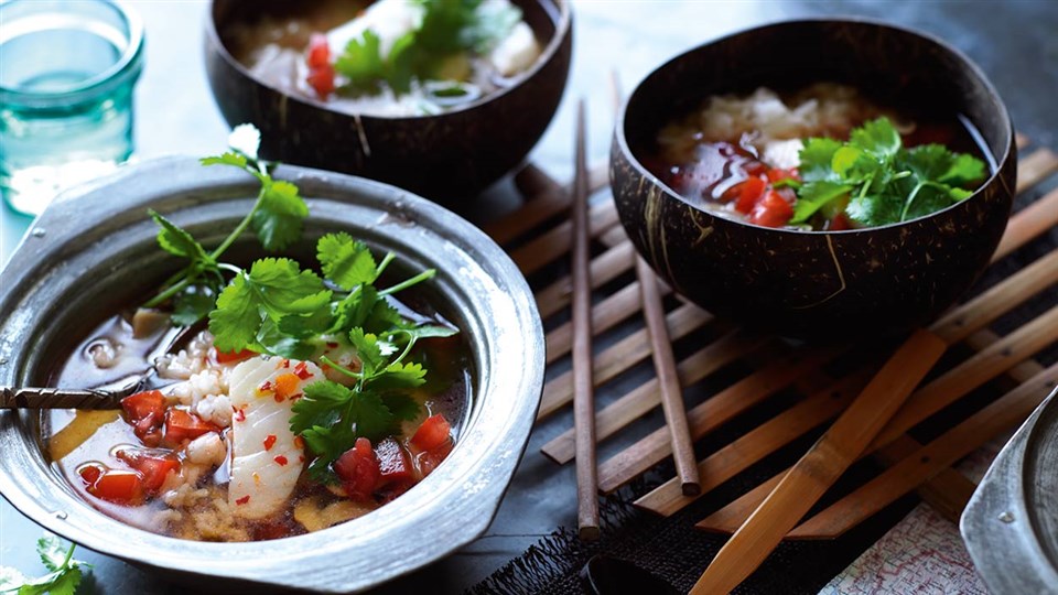 Przepis na ostrą zupę z rybą i ryżem