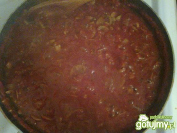 Przepis  sos pomidorowo-pieczarkowy przepis