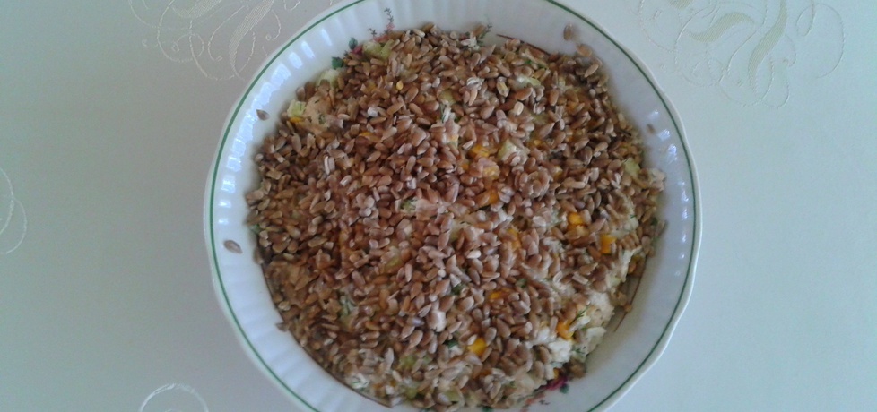 Sałatka z kurczakiem, ogórkiem, ryżem i koperkiem (autor: pyszota ...
