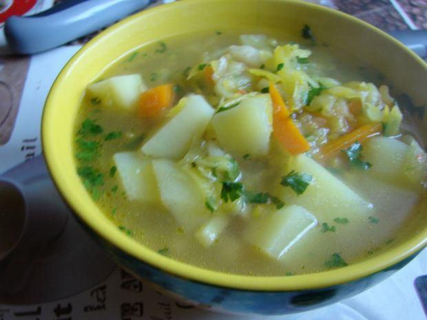 Przepis  zupa warzywna z dodatkiem cukinii przepis