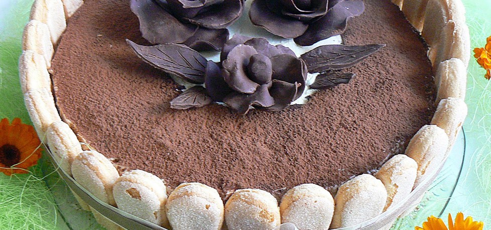 Torcik tiramisu z różami czekoladowymi (autor: mysza75 ...
