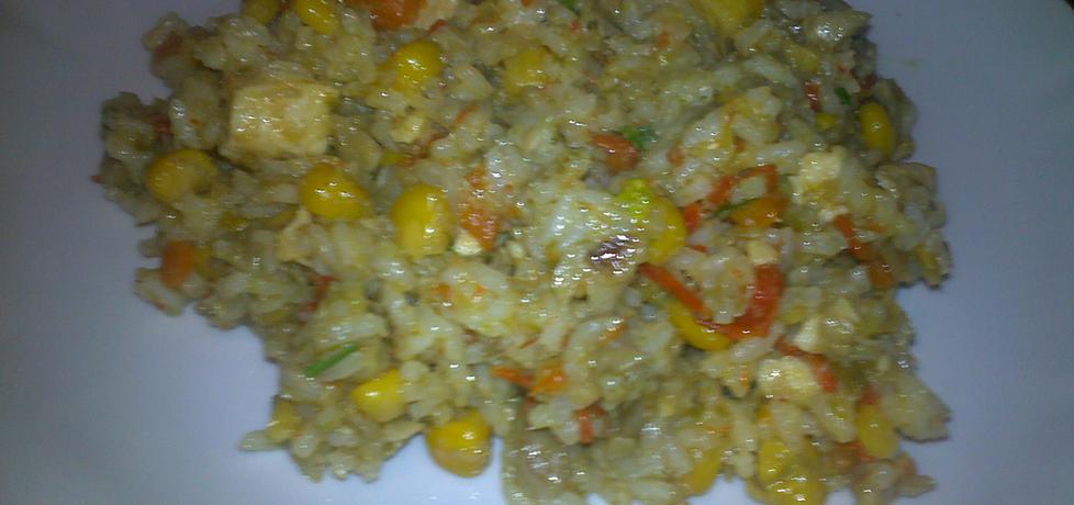 Ryż gotowany z warzywami i pieczarkami (autor: ewelina45 ...