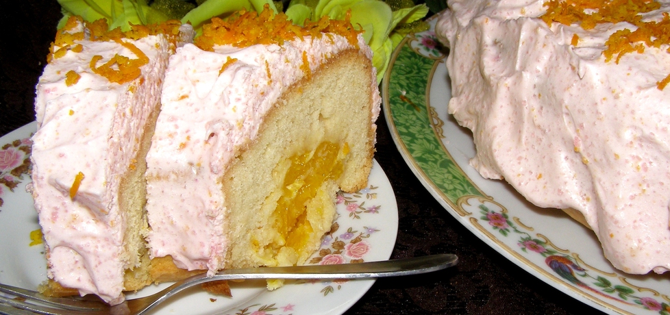 Pomarańczowe ciasto z kremem śmietanowym... (autor: w