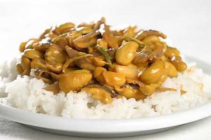 Curry z orzechów nerkowca  prosty przepis i składniki