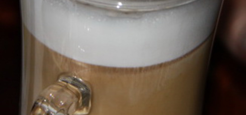 Kawa latte macchiato