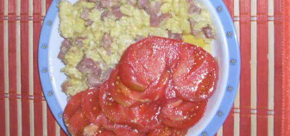 Jajecznica z cebulą i pomidorem (autor: botwinka)