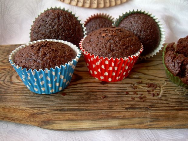 Przepis  muffiny czekoladowe z wodą gazowaną przepis