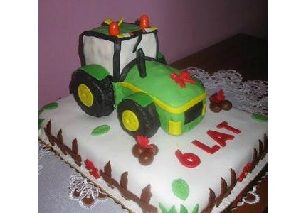 Tort z traktorem