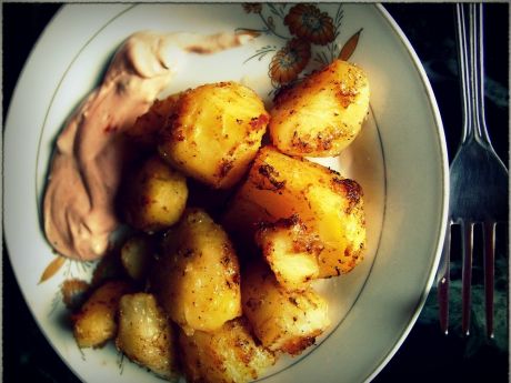 Przepis  pieczone ziemniaki i dip majonezowo