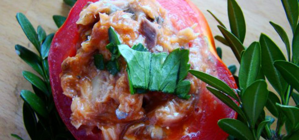 Pomidory nadziewane sałatka z makreli (autor: iwa643 ...