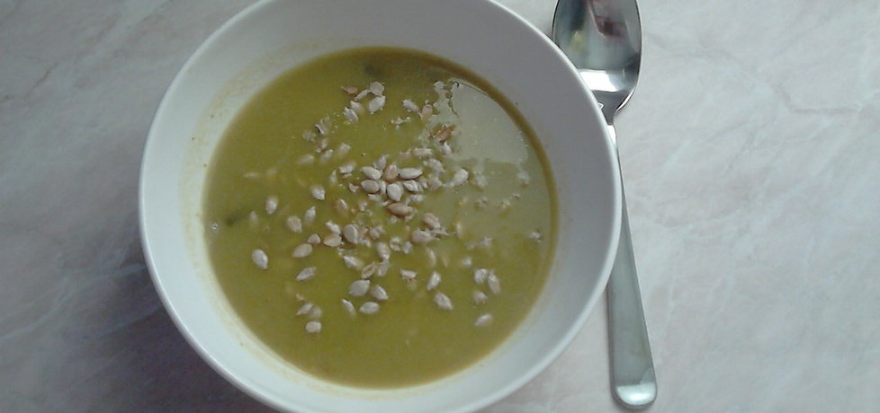 Pożywna zupa brokułowa z pieczarkami (autor: poli2288 ...