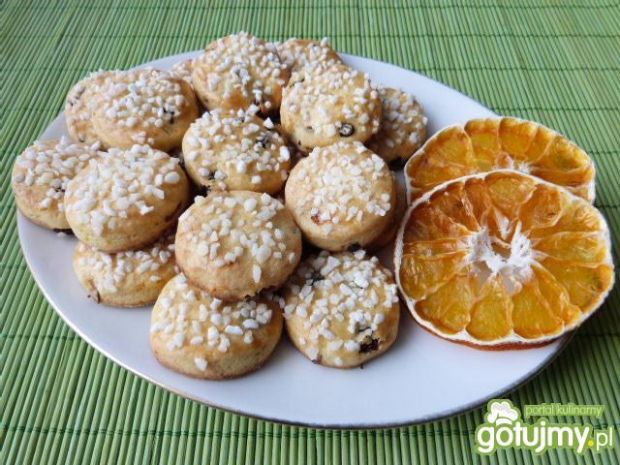 Przepis  pomarańczowe ciasteczka z rodzynkami przepis
