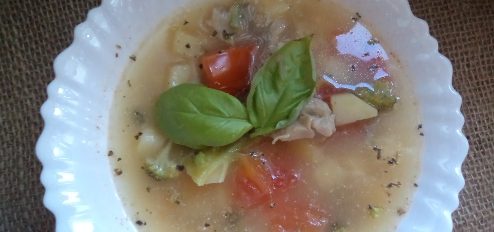 Zupa z brokulem, boczniakami i pomidorem :) (autor: norweska20 ...