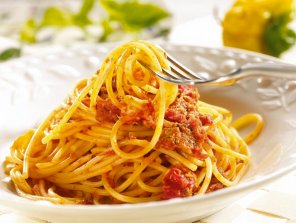 Spaghetti z sardynkami  prosty przepis i składniki