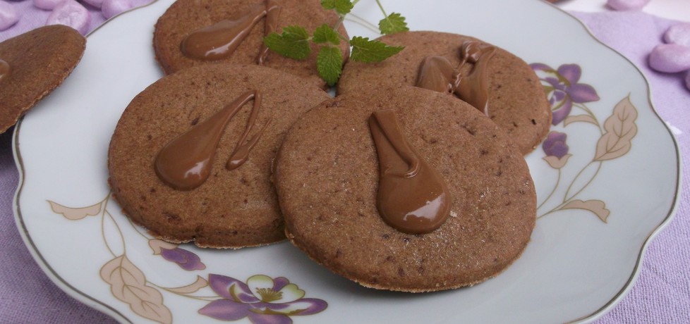 Kruche czekoladowe ciasteczka z kardamonem. (autor: babeczka35 ...