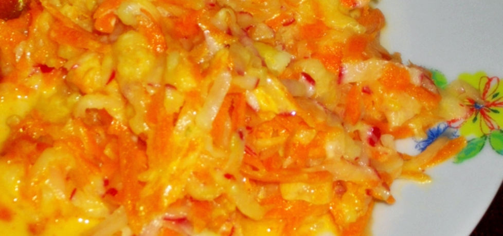 Surówka z marchewki, rzodkiewki, ogórka i gruszki (autor: habibi ...