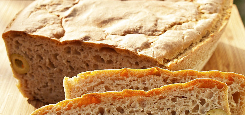 Chleb na zakwasie z oliwkami (autor: ali)