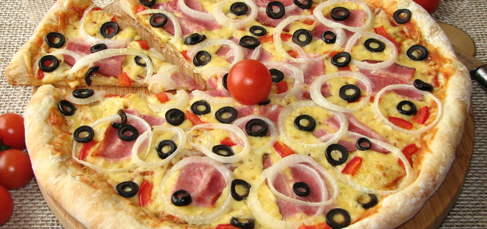 Orkiszowa pizza z boczkiem (autor: bogusia-82)
