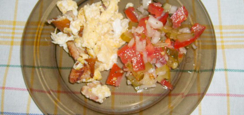 Śniadaniowe jajka i pomidory (autor: zdzislaw)