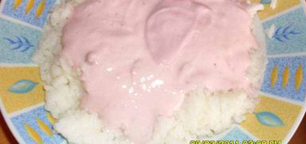 Ryż z jogurtem truskawkowym (autor: malaczarna23 ...