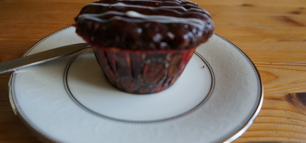 Czekoladowe muffinki z białą czekoladą (autor: kikiriki ...