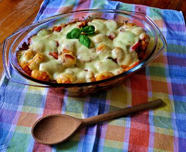 Gnocchi zapiekane z warzywami i mozzarellą