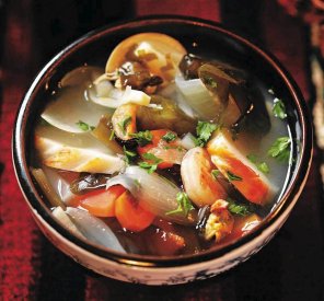 Morska zupa z langustą  prosty przepis i składniki