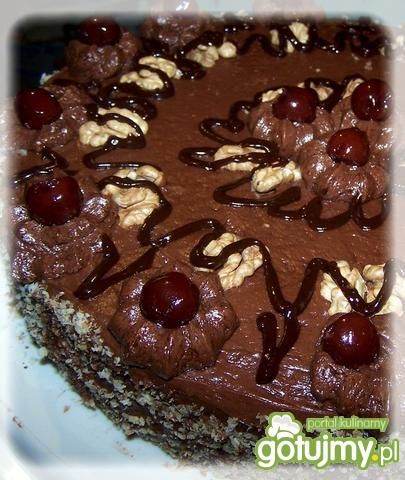 Przepis  tort z kremem czekoladowym i wiśniami przepis