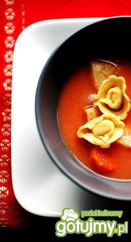 Przepis  zupa pomidorowa z tortellini z tofu przepis