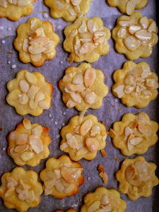 Cytrynowe ciasteczka z migdałami
