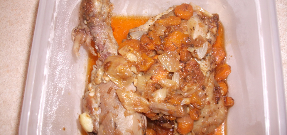 Kurczak pieczony z marchewką (autor: smakosz6)