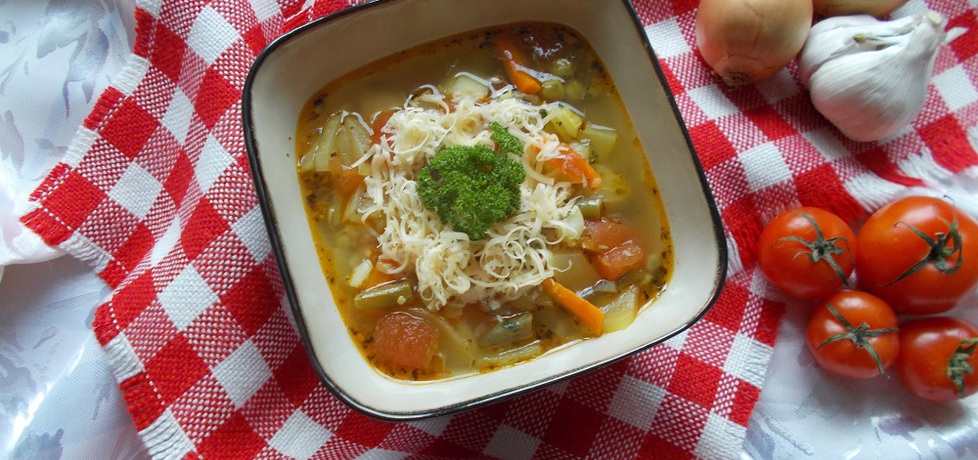 Włoska zupa minestrone (autor: kasiaaa)