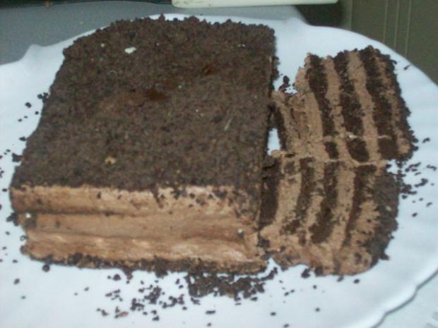 Przepis  tort czekoladowy z kremem kawowym przepis