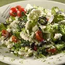 Przepis  salatka z kalafiora i brokulow z feta przepis