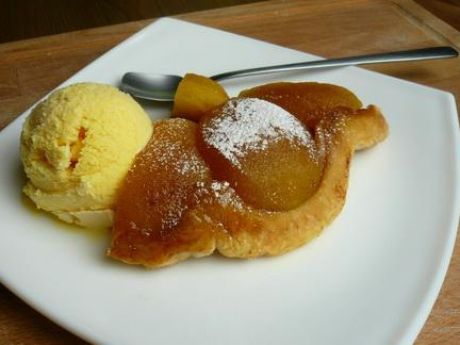 Przepis  szybki jabłecznik z ciastem francuskim przepis