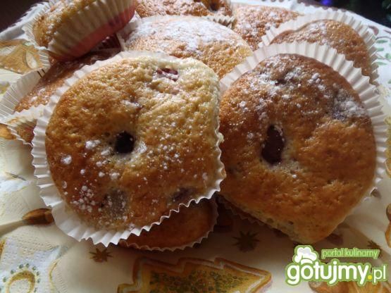 Przepis  babeczki muffinkowe z wiśniami przepis