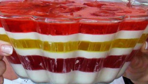 Jak zrobić deser jogurtowy? gotujmy.pl