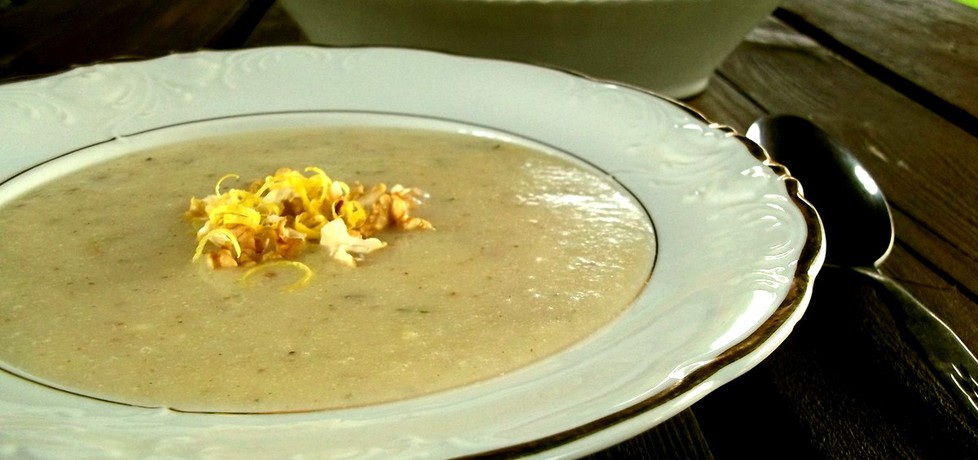 Zupa z pietruszki i gruszki (autor: caralajna)