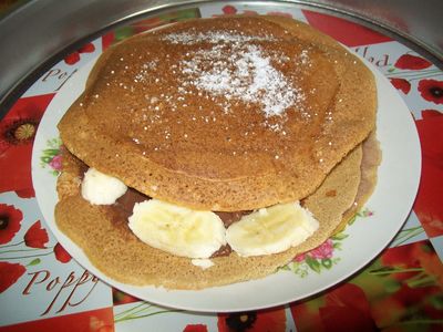 Pancakes z czekoladą i bananami