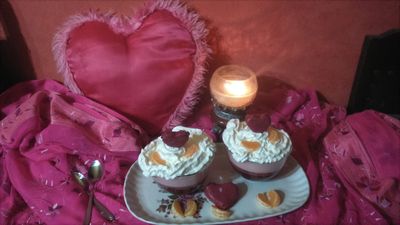 Romantyczny deser truskawkowy dla dwojga