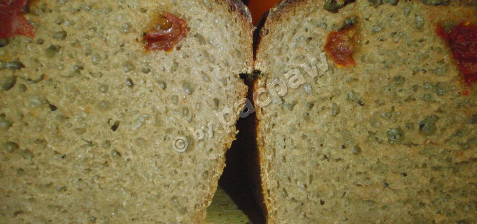 Chleb żytni 100% na zakwasie, z suszonymi pomidorami (autor ...