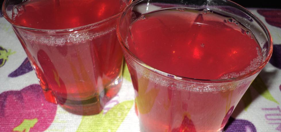 Kompot winogronowo