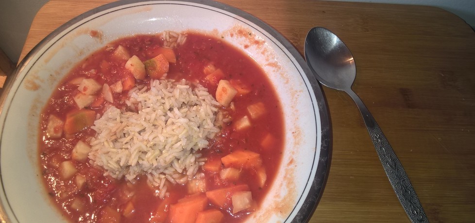 Zupa pomidorowa z domowego przecieru z brązowym ryżem (autor ...