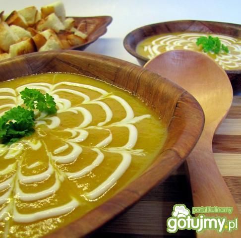 Bardzo smaczne: zupa z dyni z grzaneczkami. gotujmy.pl