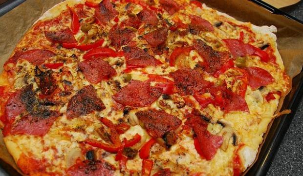 Przepis  pizza z grilla przepis